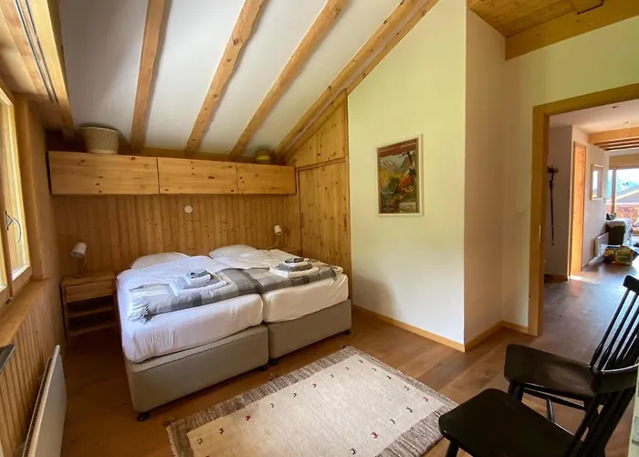 Apartment Sunny Apt, Fabulous View & Balcony, Sleeps 8 Verbier