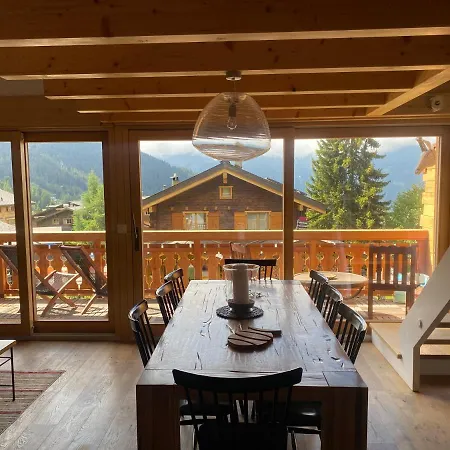 Sunny Apt, Fabulous View & Balcony, Sleeps 8 * Verbier